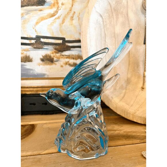 Vintage L.E. Smith Light Blue Art Glass Bird in Flight – 8.75" Figurine - Picture 5 of 5